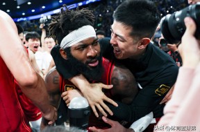 kaiyun-全明星赛今晚再迎强敌，迈阿密热火篮板制胜，主帅态度：底气十足，球队文化再被提及的简单介绍