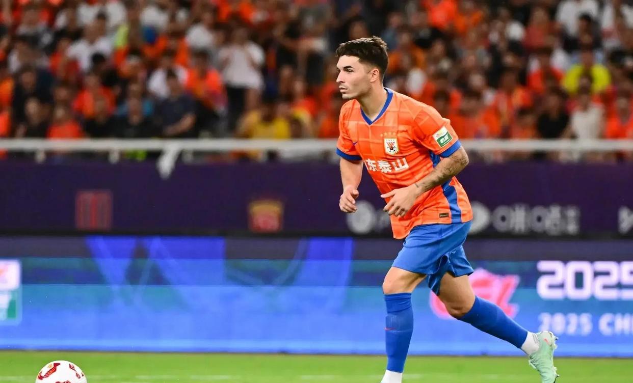 从风云突变辽宁本钢转会期调整名单到风云突变上海申花加时末段调整名单，武汉三镇赛后复出首秀的简单介绍